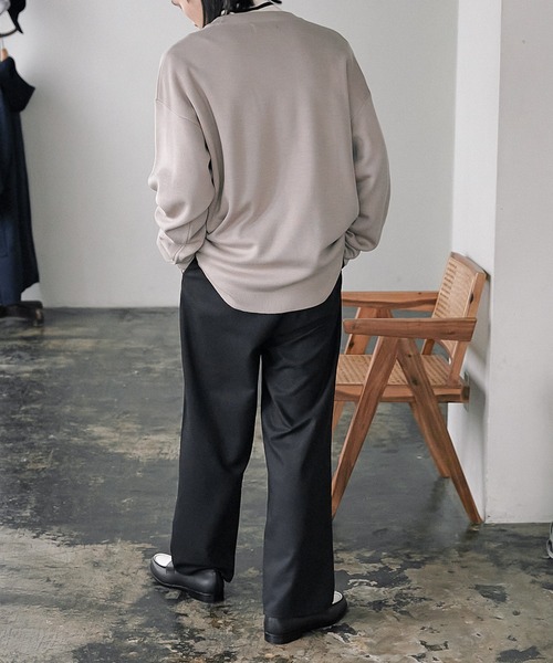 nowm(ノウム)の「【nowm】MILANO RIB LOOSE CREW NECK KNIT / ミラノリブ ルーズクルーネックニット(ニット/セーター・メンズ・ダークネイビー/グレイッシュベージュ・M/L)」の17枚目の写真