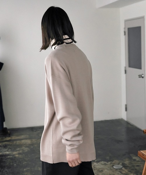 nowm(ノウム)の「【nowm】MILANO RIB LOOSE CREW NECK KNIT / ミラノリブ ルーズクルーネックニット(ニット/セーター・メンズ・ダークネイビー/グレイッシュベージュ・M/L)」の13枚目の写真