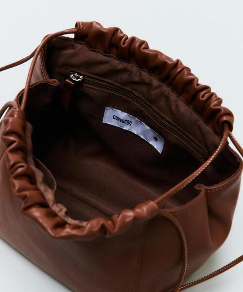 CONVERSE TOKYO(コンバーストウキョウ)の「ギャザー巾着バッグ(ハンドバッグ・レディース・ミント/ブラウン・FREE)」の10枚目の写真