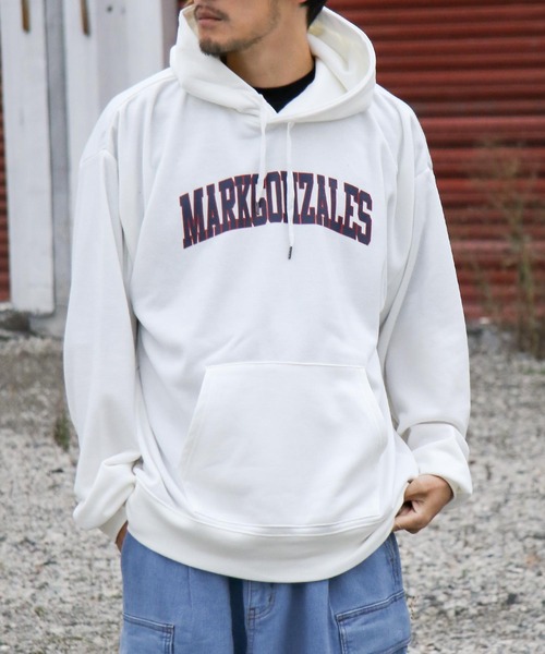 Mark Gonzales(マーク・ゴンザレス)の「【別注】【Mark Gonzales】カレッジロゴプルオーバーパーカー(パーカー・レディース・ブラック/ブルーグレー/ネイビー系/ホワイト/ネイビー/杢グレー・MEDIUM/X-LARGE/LARGE)」の17枚目の写真