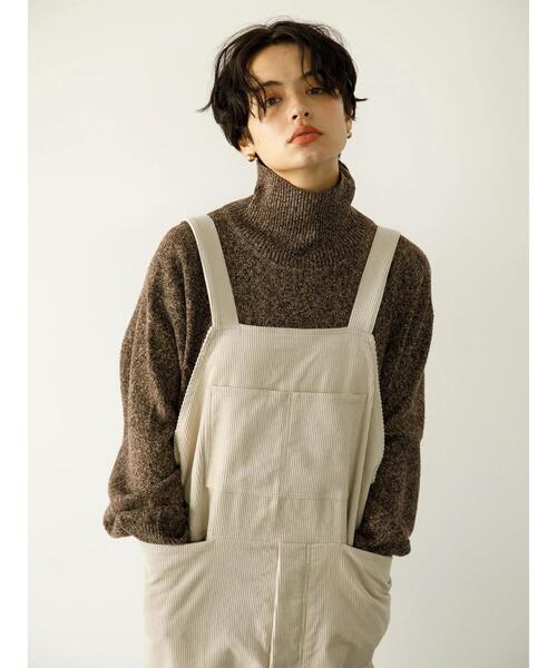 koe（コエ）の「コーデュロイオーバーオール*（サロペット/オーバーオール・レディース・グレー/オフホワイト/ブラック・L/S/M）」の17枚目の写真