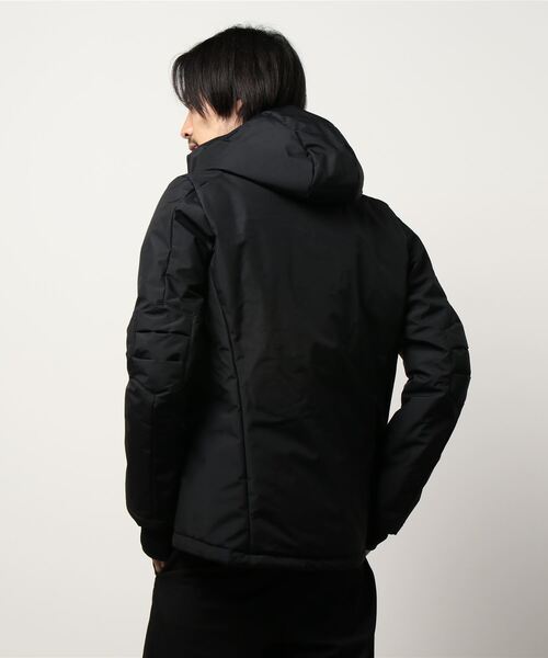 CIVILIZED（シヴィライズド）の「REF CLEARED HD MOUNTAIN JKT（マウンテンパーカー・メンズ・ブラック・1/2/3）」の3枚目の写真