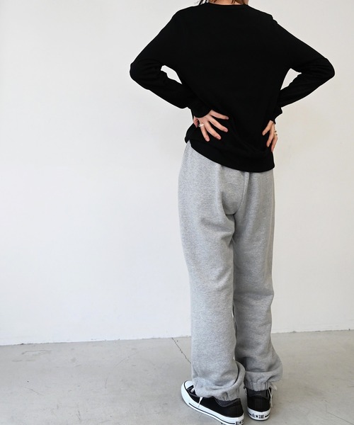 CANAL JEAN（キャナルジーン）の「harmonie -OrganicCotton-　フライスゆったり切り替えロングスリーブ（Tシャツ/カットソー・レディース・ホワイト/チャコールグレー/ブラック/グレー/オートミール・ONE SIZE）」の11枚目の写真