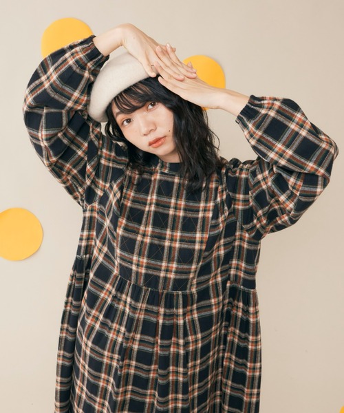 MERLOT（メルロー）の「チェックキルトワンピース（ワンピース・レディース・ブラック/ボルドー・FREE）」の10枚目の写真