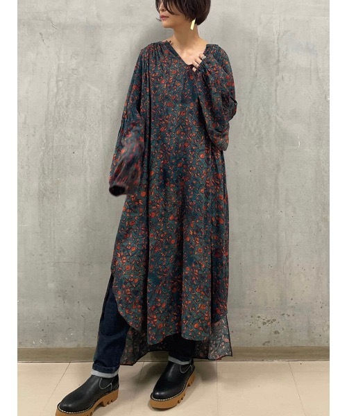 BEARDSLEY（ビアズリー）の「袖のギャザーもアクセントに《FRIPIER》プリントマキシワンピース（ワンピース・レディース・グリーン・FREE）」の12枚目の写真