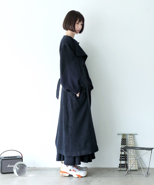 bedsidedrama(ベットサイドドラマ)の「【SAMVA】スリーブコラージュコート(チェスターコート・レディース・ネイビー・1/2)」の16枚目の写真