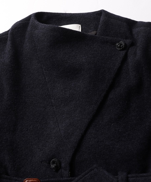 bedsidedrama(ベットサイドドラマ)の「【SAMVA】スリーブコラージュコート(チェスターコート・レディース・ネイビー・1/2)」の4枚目の写真