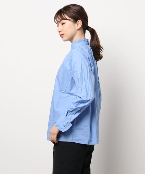 Te chichi（テチチ）の「スタンドフリルブラウス（シャツ/ブラウス・レディース・ネイビー/オフホワイト/ブルー・ﾌﾘ-）」の4枚目の写真