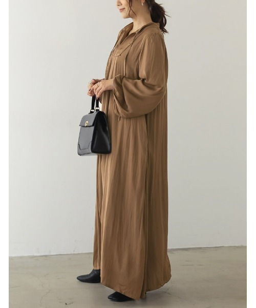 Re:EDIT（リエディ）の「[低身長サイズ有]リサイクルサテンマキシワンピース（ワンピース・レディース・ブラウン/ライム/ブラック/ブラック系その他/ブルー/モカ・MEDIUM/SMALL/SHORT/LARGE）」の17枚目の写真