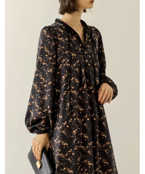 Re:EDIT（リエディ）の「[低身長サイズ有]リサイクルサテンマキシワンピース（ワンピース・レディース・ブラウン/ライム/ブラック/ブラック系その他/ブルー/モカ・MEDIUM/SMALL/SHORT/LARGE）」の12枚目の写真