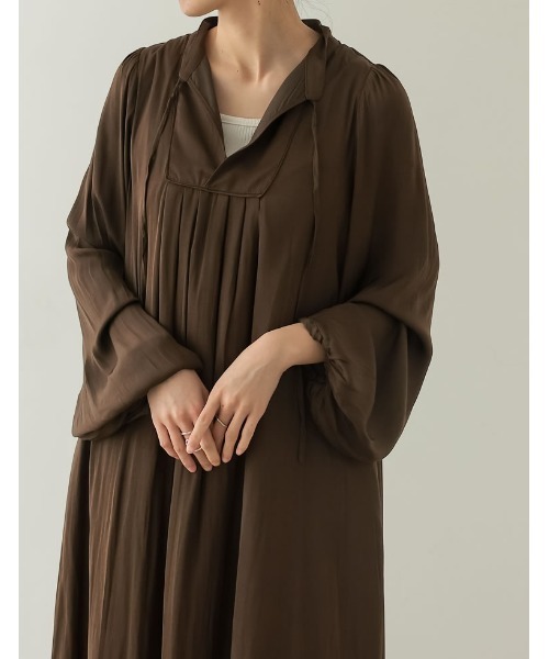 Re:EDIT（リエディ）の「[低身長サイズ有]リサイクルサテンマキシワンピース（ワンピース・レディース・ブラウン/ライム/ブラック/ブラック系その他/ブルー/モカ・MEDIUM/SMALL/SHORT/LARGE）」の20枚目の写真