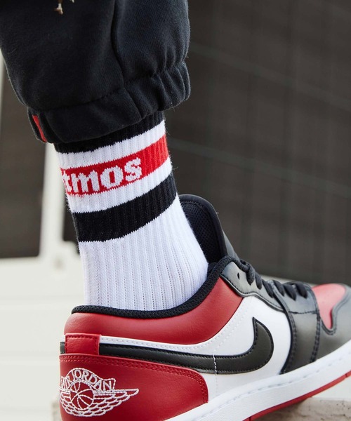 atmos pink(アトモスピンク)の「atmos OG COLOR LINE SOCKS / アトモス オージーカラー ライン ソックス(ソックス/靴下・メンズ・ブラック/レッド/オレンジ/ロイヤルブルー・26-28cm)」の15枚目の写真