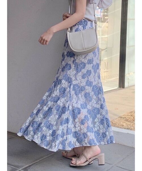 dazzlin（ダズリン）の「ハイウエストレースマーメイドスカート（スカート・レディース・オフホワイト/ベージュ/ブルー・SMALL/MEDIUM）」の17枚目の写真