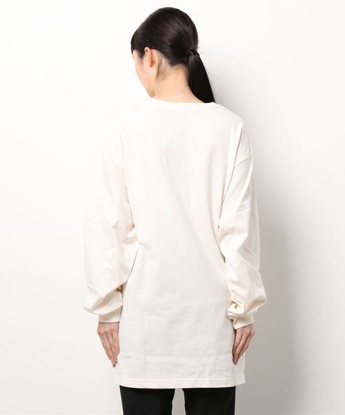 Right-on（ライトオン）の「【HONEYSUCKLE ROSE】スリットビッグロンＴ（Tシャツ/カットソー・レディース・グレー/ブラック/グリーン/オレンジ/ホワイト/ピンク・S/M/L）」の7枚目の写真