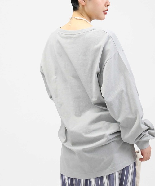 Right-on（ライトオン）の「【HONEYSUCKLE ROSE】スリットビッグロンＴ（Tシャツ/カットソー・レディース・グレー/ブラック/グリーン/オレンジ/ホワイト/ピンク・S/M/L）」の3枚目の写真