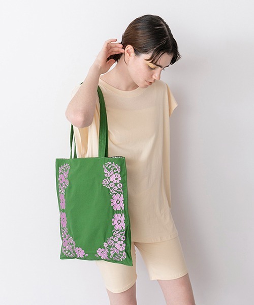 Casselini キャセリーニ エンブロイダリートート トートバッグ Casselini キャセリーニ のファッション通販 Zozotown Casselini キャセリーニ エンブロイダリートート トートバッグ Casselini キャセリーニ のファッション通販 Zozotown