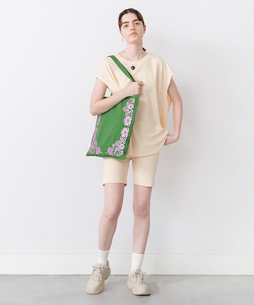 Casselini（キャセリーニ）の「Casselini(キャセリーニ)エンブロイダリートート（トートバッグ・レディース・グリーン/オレンジ/アイボリー・FREE）」の18枚目の写真