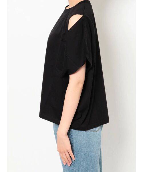 Ungrid(アングリッド)の「ショルダースリットルーズTee(Tシャツ/カットソー・レディース・ブラック/オフホワイト・FREE)」の8枚目の写真