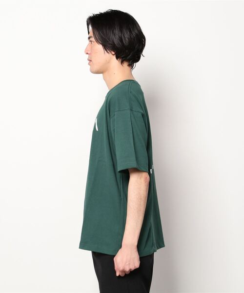 RVCA（ルーカ）の「RVCA メンズ  BIG RVCA BACK BALANC Ｔシャツ【2022年春夏モデル】/ルーカ半袖Tシャツフロントプリント（Tシャツ/カットソー・メンズ・ホワイト/ブラック/モスグリーン・SMALL/MEDIUM/LARGE）」の4枚目の写真