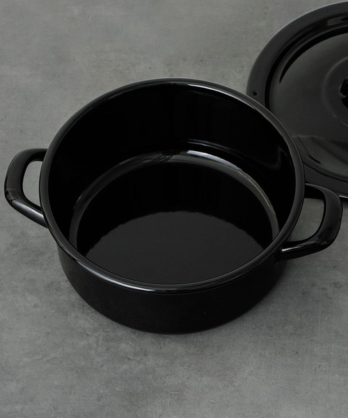 HIGHTIDE（ハイタイド）の「MUNDER Pot With Lid ポットウィズリッド ホーロー製 両手鍋 20cm（鍋/フライパン・レディース・ブラック・FREE）」の2枚目の写真