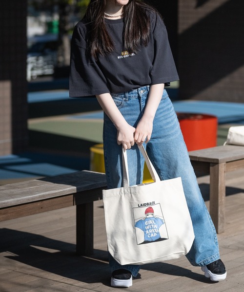 Red Cap Girl（レッドキャプガール）の「【a-r】〔Red Cap Girl/レッドキャップガール〕イラストトートバック（トートバッグ・メンズ・ブルー/グリーン/ブラック/ネイビー/グリーン系1/サックスブルー系1/ブルー系1/ブラック系1・FREE）」の19枚目の写真