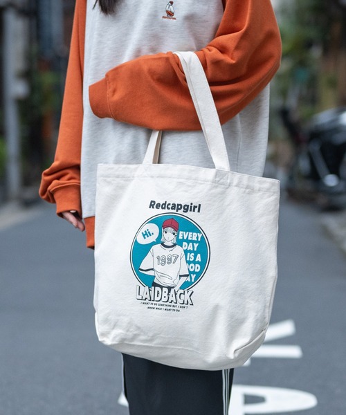 Red Cap Girl（レッドキャプガール）の「【a-r】〔Red Cap Girl/レッドキャップガール〕イラストトートバック（トートバッグ・メンズ・ブルー/グリーン/ブラック/ネイビー/グリーン系1/サックスブルー系1/ブルー系1/ブラック系1・FREE）」の12枚目の写真