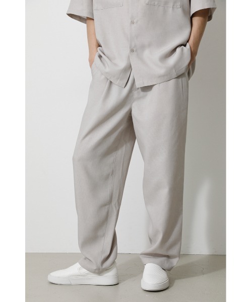 AZUL by moussy(アズールバイマウジー)の「TECH LINEN BALLOON PANTS/テックリネンバルーンパンツ(その他パンツ・メンズ・ネイビー/ベージュ/ライトブラウン・LARGE/MEDIUM)」の2枚目の写真