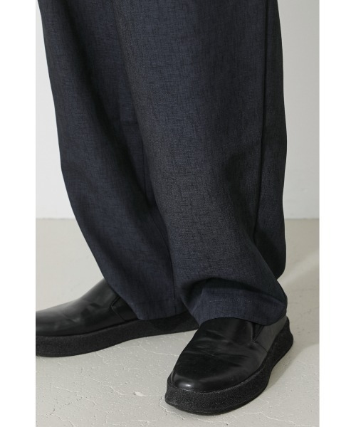 AZUL by moussy(アズールバイマウジー)の「TECH LINEN BALLOON PANTS/テックリネンバルーンパンツ(その他パンツ・メンズ・ネイビー/ベージュ/ライトブラウン・LARGE/MEDIUM)」の19枚目の写真