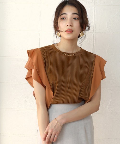 Bou Jeloud(ブージュルード)の「【WEB限定】リップルデザイントップス(Tシャツ/カットソー・レディース・ベージュ/キャメル/ブルー・FREE)」の13枚目の写真