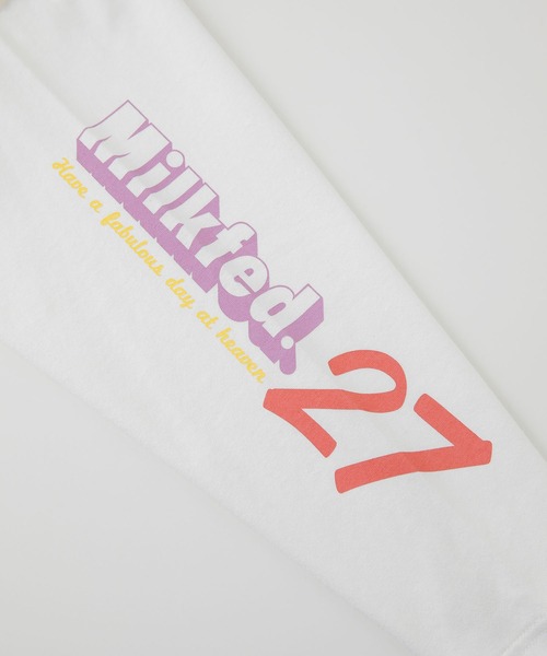 MILKFED.(ミルクフェド)の「BACK LOGO SIDE SLIT BIG TOP(Tシャツ/カットソー・レディース・ホワイト/ブラック/ベージュ/ブルー・ONE SIZE)」の14枚目の写真