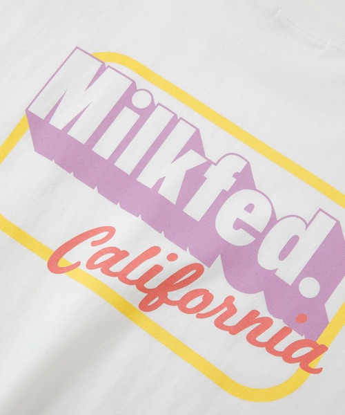 MILKFED.(ミルクフェド)の「BACK LOGO SIDE SLIT BIG TOP(Tシャツ/カットソー・レディース・ホワイト/ブラック/ベージュ/ブルー・ONE SIZE)」の11枚目の写真
