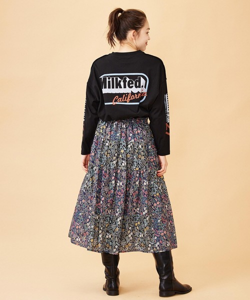 MILKFED.(ミルクフェド)の「BACK LOGO SIDE SLIT BIG TOP(Tシャツ/カットソー・レディース・ホワイト/ブラック/ベージュ/ブルー・ONE SIZE)」の22枚目の写真