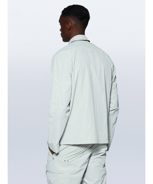 A-COLD-WALL*(アコールドウォール)の「GAUSSIAN OVERSHIRT(シャツ/ブラウス・メンズ・ライトグレー/グリーン・M/L)」の7枚目の写真