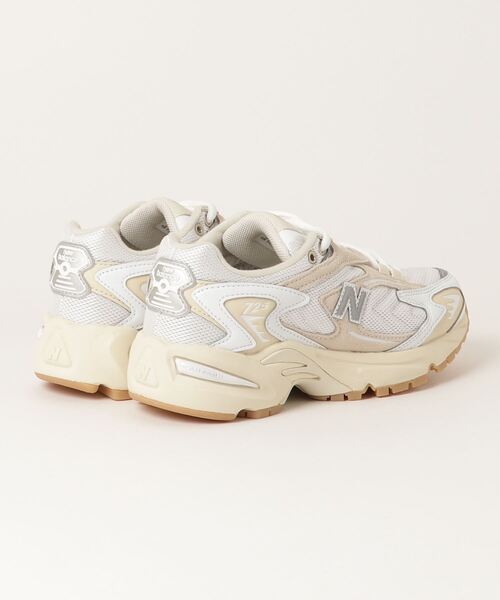 NEW BALANCE(ニューバランス)の「ML725(スニーカー・メンズ・ネイビー/オフホワイト・22.5cm/23.5cm/24.5cm/25.5cm/26.5cm/27.5cm/23.0cm/24.0cm/25.0cm/26.0cm/27.0cm/28.0cm/28.5cm/29.0cm)」の5枚目の写真