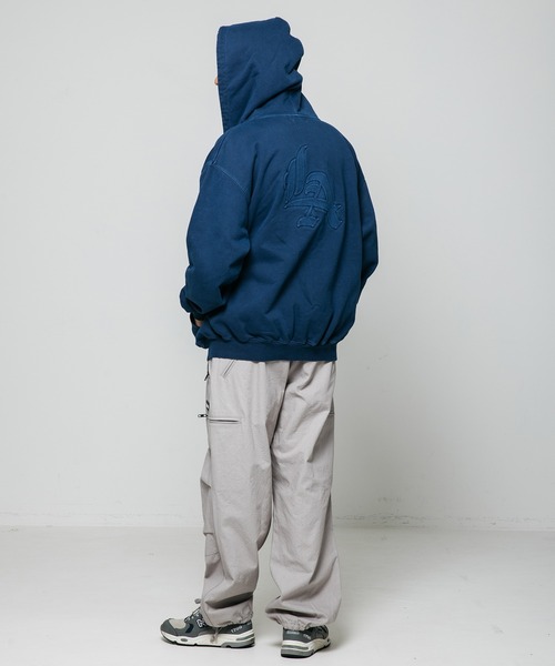 XLARGE（エクストララージ）の「PIGMENT DYED EMBOSS LOGO ZIP HOODED SWEAT（パーカー・メンズ・ブラック/パープル/ネイビー・S/M/L/XL）」の21枚目の写真