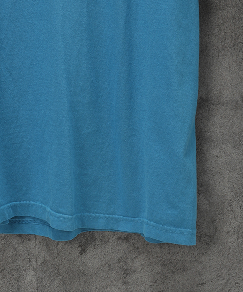 SPORTY&RICH(スポーティアンドリッチ)の「【SPORTY&RICH / スポーティアンドリッチ】APPLE T-SHIRT(Tシャツ/カットソー・メンズ・ブルー系その他・SMALL/MEDIUM/LARGE)」の2枚目の写真