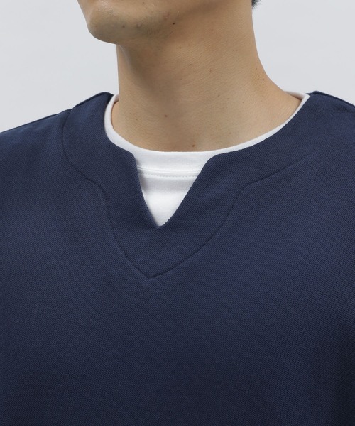 LAKOLE(ラコレ)の「キーネックレイヤードロングTシャツ / 150758(Tシャツ/カットソー・メンズ・ブラック/オリーブ/ベージュ/ネイビー・X-LARGE/MEDIUM/LARGE)」の14枚目の写真