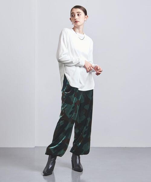 UNITED ARROWS（ユナイテッドアローズ）の「ラウンドヘム ロングスリーブ カットソー（Tシャツ/カットソー・レディース・ブラウン/オフホワイト/その他1・FREE）」の6枚目の写真
