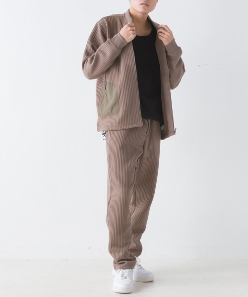 OMNES(オムネス)の「メンズラインキルトクライミングパンツ(その他パンツ・メンズ・モカ/ネイビー/ライトカーキ/ブラック・MEDIUM/LARGE)」の16枚目の写真