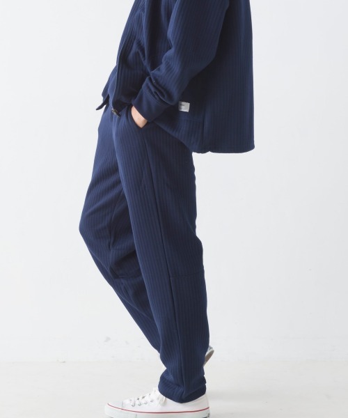 OMNES(オムネス)の「メンズラインキルトクライミングパンツ(その他パンツ・メンズ・モカ/ネイビー/ライトカーキ/ブラック・MEDIUM/LARGE)」の15枚目の写真