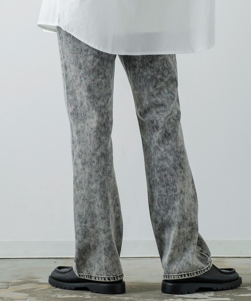 improves（インプローブス）の「【improves】ケミカルウォッシュ フレアカット デニム（デニムパンツ・メンズ・ブルー/ブラック・MEDIUM/LARGE/SMALL）」の8枚目の写真