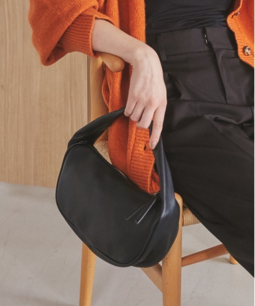 ANGIE（アンジー）の「ラウンドミニバッグ（ハンドバッグ・レディース・ホワイト/ブラック・FREE）」の5枚目の写真