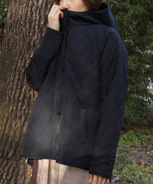 GIORDANO（ジョルダーノ）の「[ GIORDANO ]フードキルティングパデッドジャケット（ダウンジャケット/コート・レディース・ブラック/ホワイト/カーキ・MEDIUM/LARGE）」の3枚目の写真