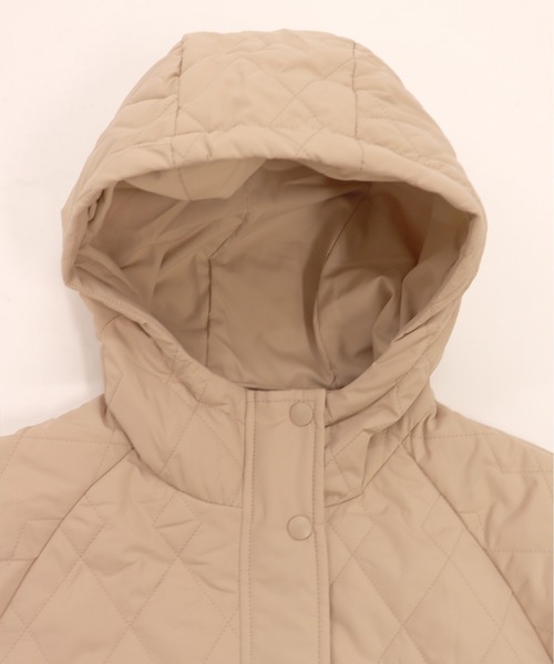 GIORDANO（ジョルダーノ）の「[ GIORDANO ]フードキルティングパデッドジャケット（ダウンジャケット/コート・レディース・ブラック/ホワイト/カーキ・MEDIUM/LARGE）」の7枚目の写真