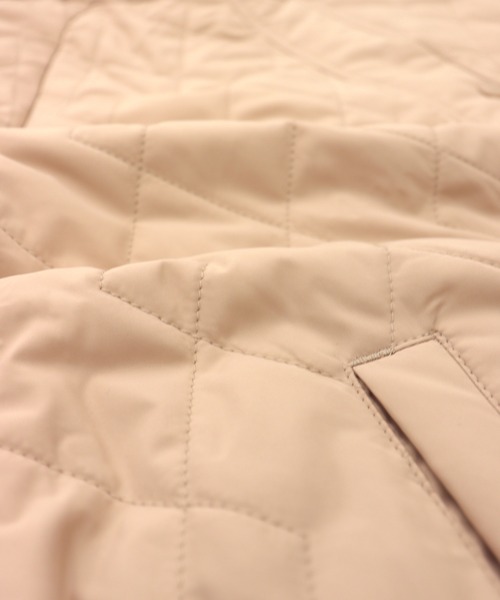 GIORDANO（ジョルダーノ）の「[ GIORDANO ]フードキルティングパデッドジャケット（ダウンジャケット/コート・レディース・ブラック/ホワイト/カーキ・MEDIUM/LARGE）」の14枚目の写真