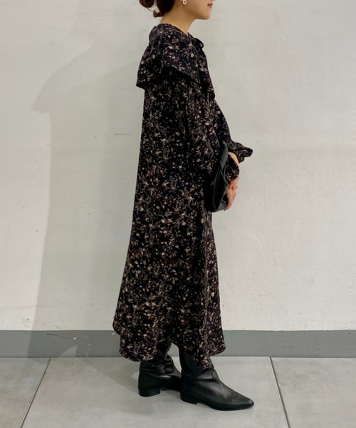 BEARDSLEY（ビアズリー）の「《FRIPIER/フリピエ》衿付きフラワー