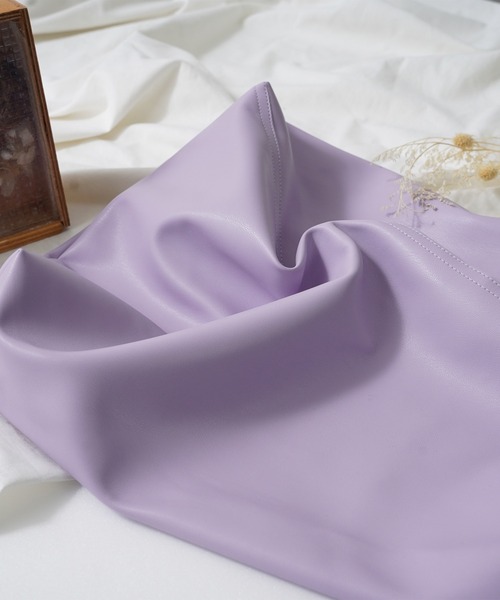 IAMUSE（アイアミューズ）の「PUレザートライアングルバッグ R0364【IAMUSE】（トートバッグ・レディース・アイボリー/グレイッシュベージュ/ラベンダー/ダークネイビー・FREE）」の9枚目の写真