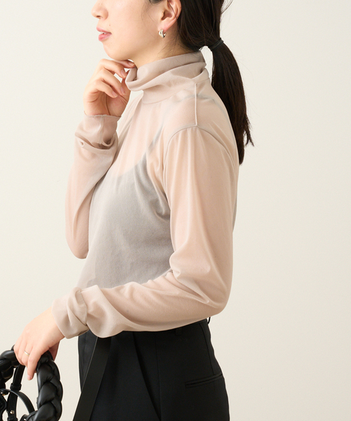 journal standard L'essage(ジャーナルスタンダードレサージュ)の「トリコットシースルーハイネックプルオーバー(Tシャツ/カットソー・レディース・ホワイト/ベージュ系その他/ブルー系その他・FREE)」の6枚目の写真