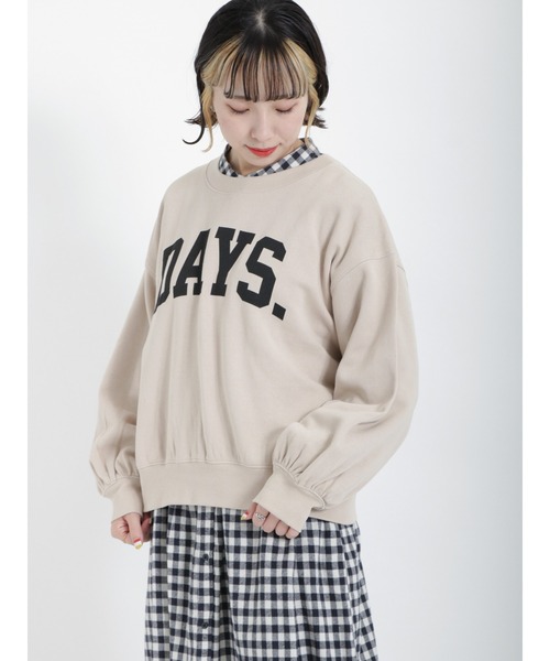 Samansa Mos2(サマンサ モスモス)の「ロゴ裏毛トレーナー(Tシャツ/カットソー・レディース・ブルー/ベージュ/チャコール/グリーン・フリ-)」の2枚目の写真