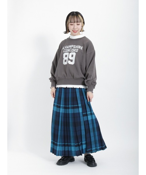 Samansa Mos2(サマンサ モスモス)の「ロゴ裏毛トレーナー(Tシャツ/カットソー・レディース・ブルー/ベージュ/チャコール/グリーン・フリ-)」の22枚目の写真